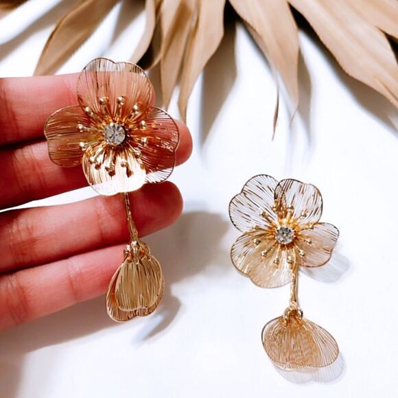 Flower statement earrings S461 - Picture 3 of 3